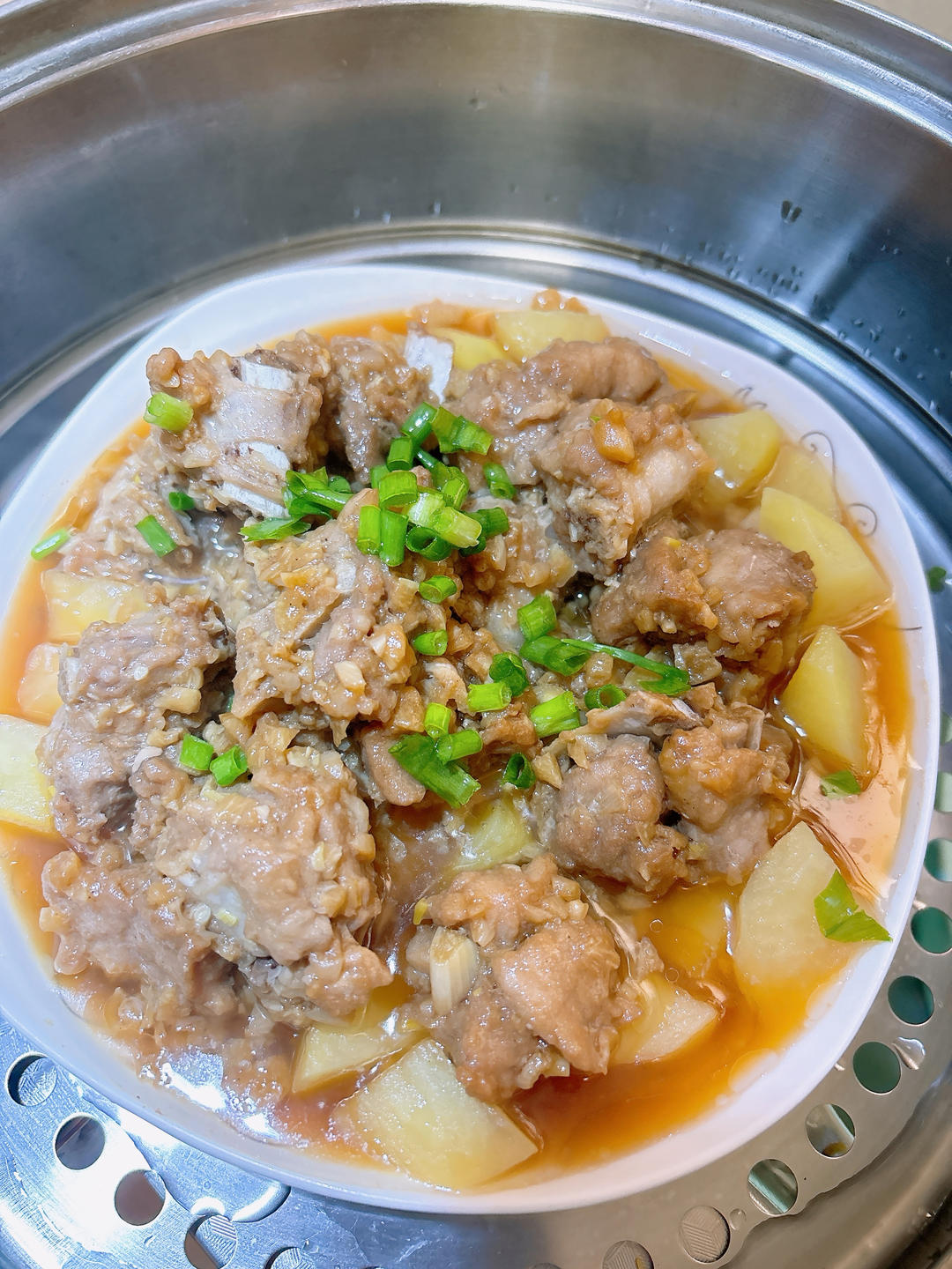 蒜蓉蒸排骨(好吃到爆)的做法