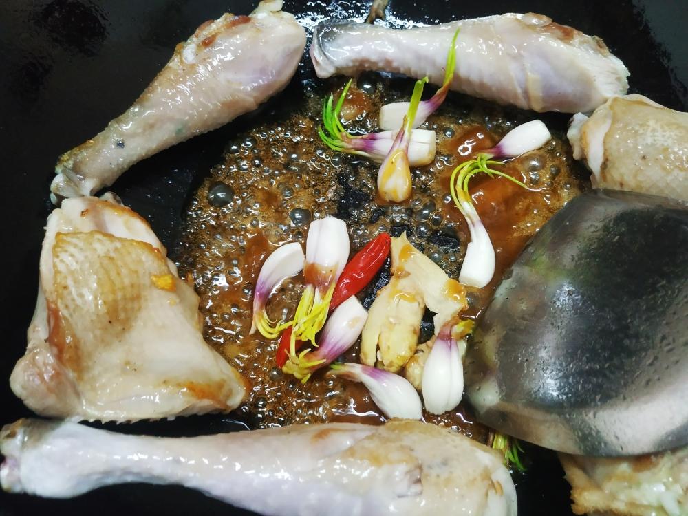 三杯鸡(啤酒鸡) 做法 步骤6
