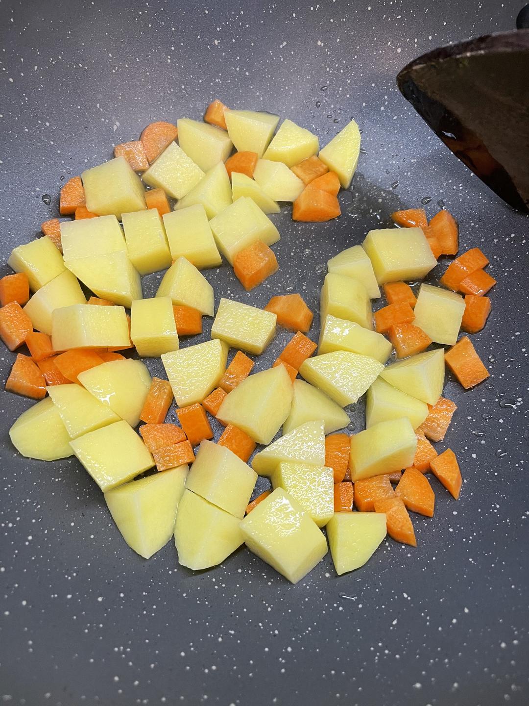 咖喱鸡肉（超详细）的做法 步骤6