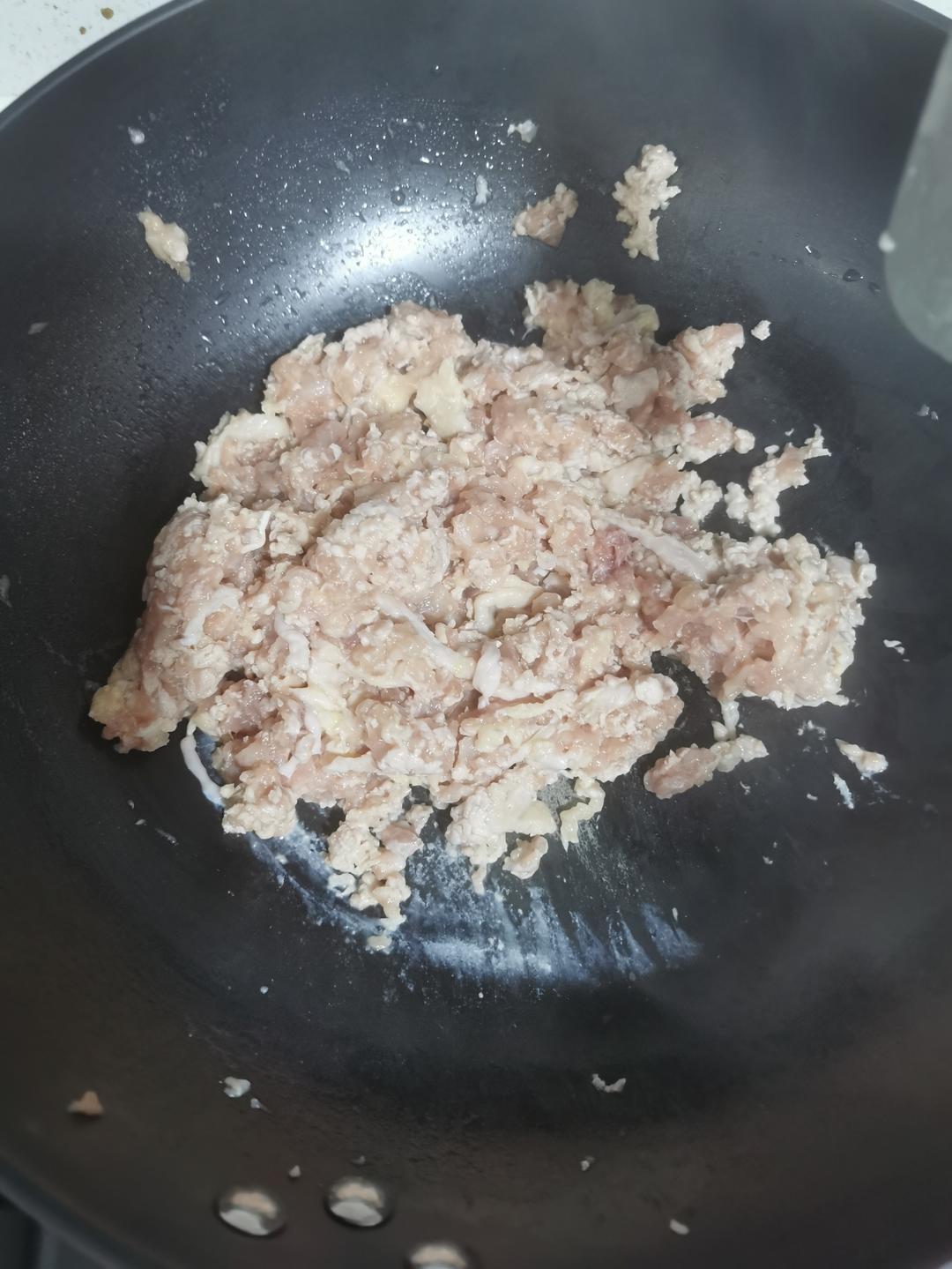 新手都会做的鸡饭，超好吃的做法 步骤4