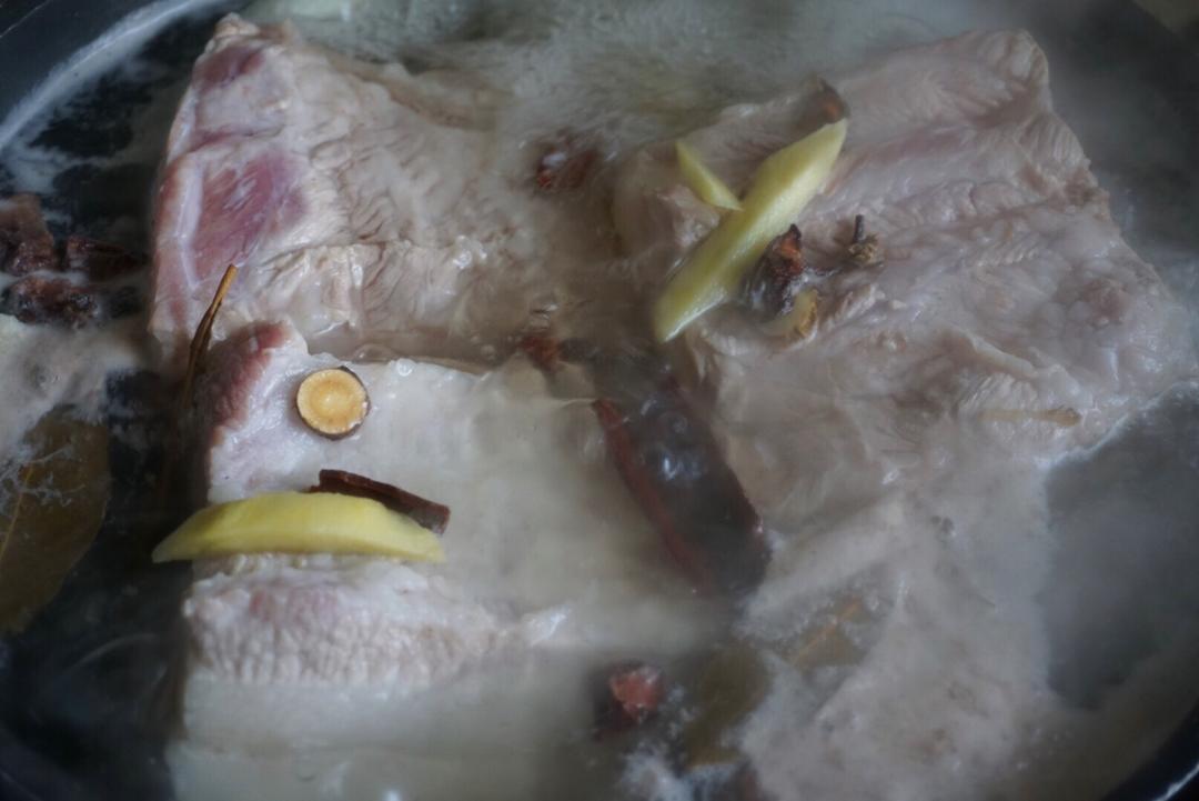 梅菜扣肉的做法 步驟2