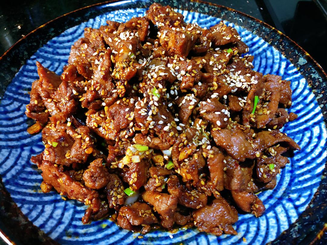 又香又嫩的小炒牛肉（巨好吃，手殘黨也能做）的做法 步驟15