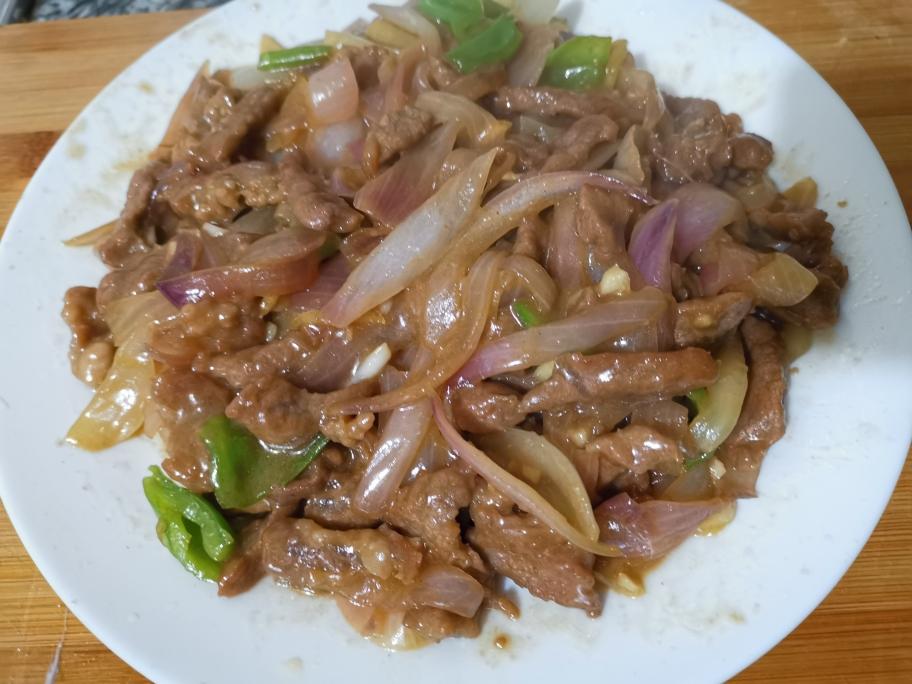 牛肉炒洋蔥的做法 步驟7
