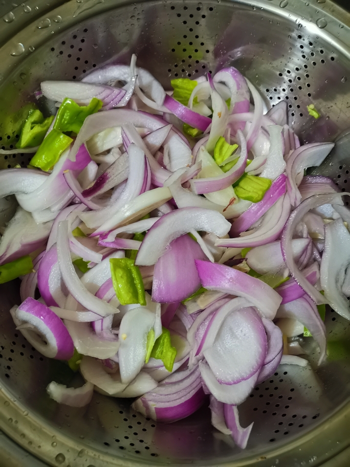 牛肉炒洋蔥的做法 步驟5