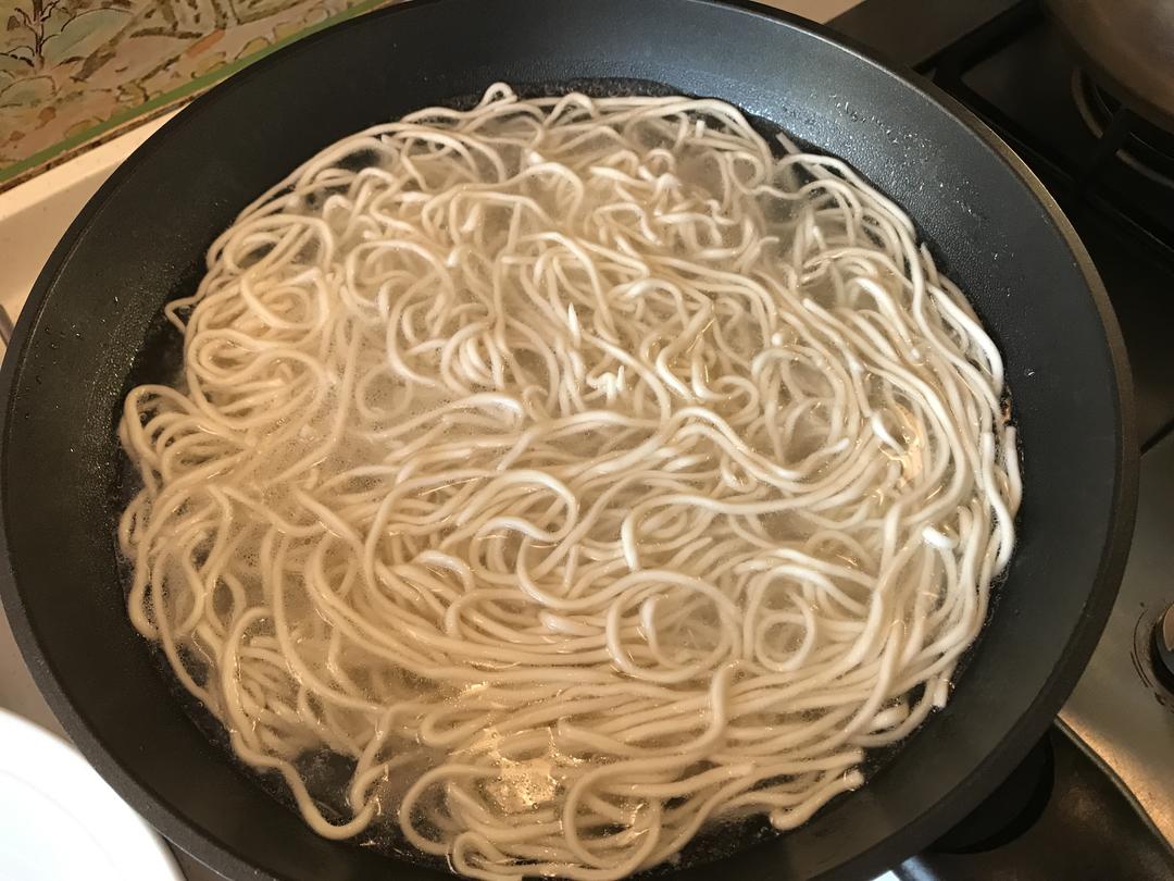 肉絲炒麵 食譜做法 步驟5