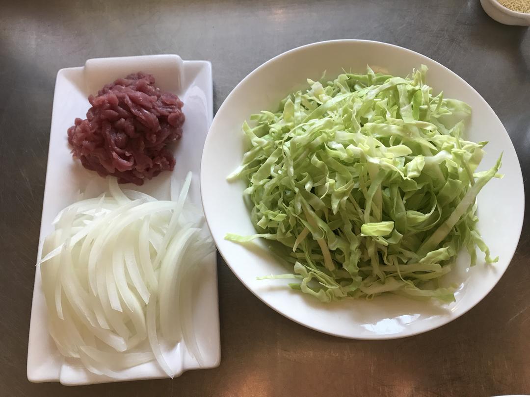 肉絲炒麵 食譜做法 步驟2