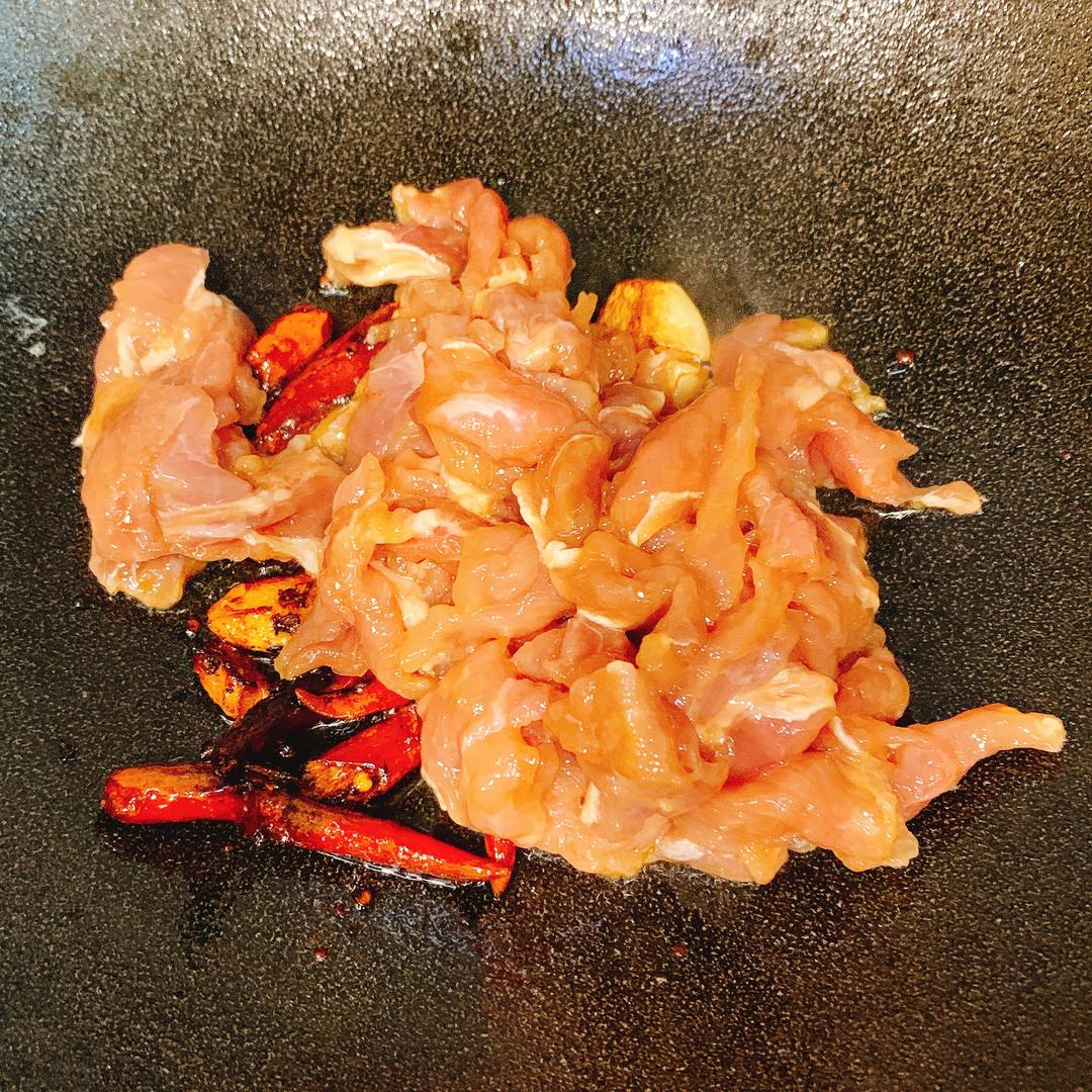 洋蔥炒牛肉片 食譜做法 步驟9