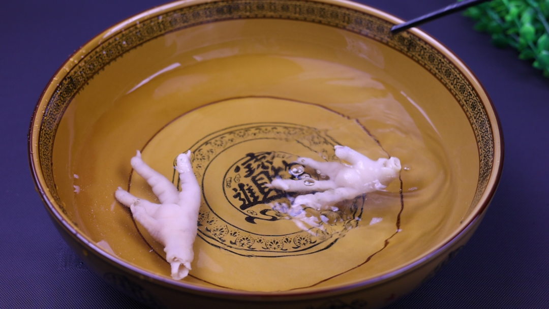 虎皮鳳爪的做法 步驟4