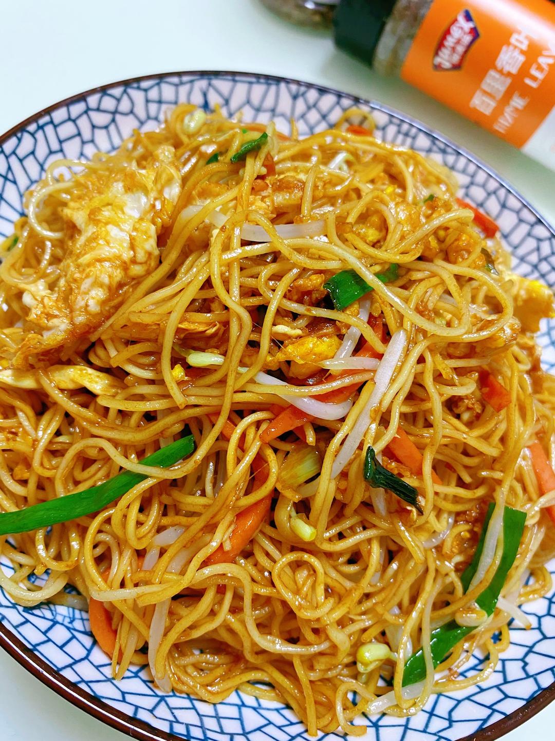 香港炒麵（豉油皇炒麵） 食譜做法