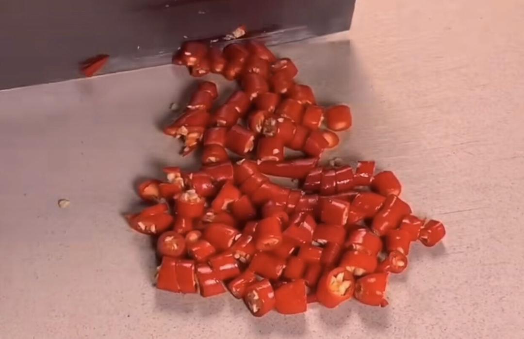 小炒牛肉（肉嫩味香）的做法 步驟2