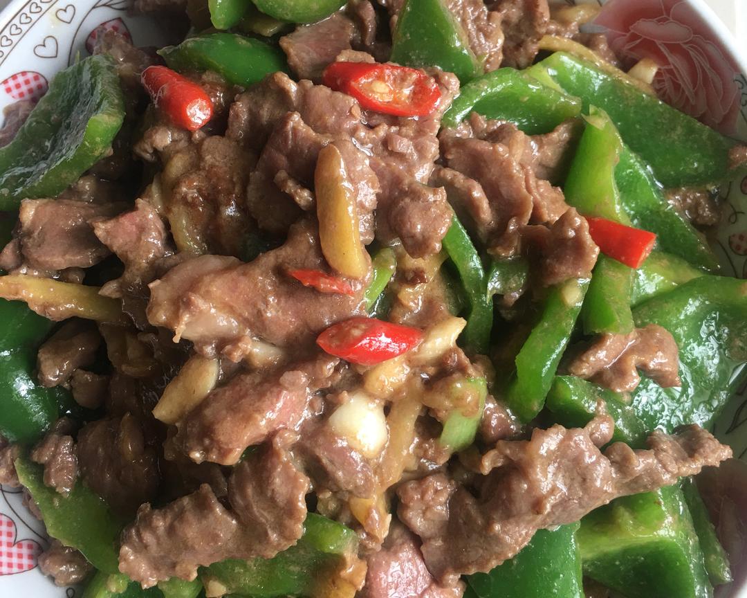 青椒炒牛肉的做法 步驟6