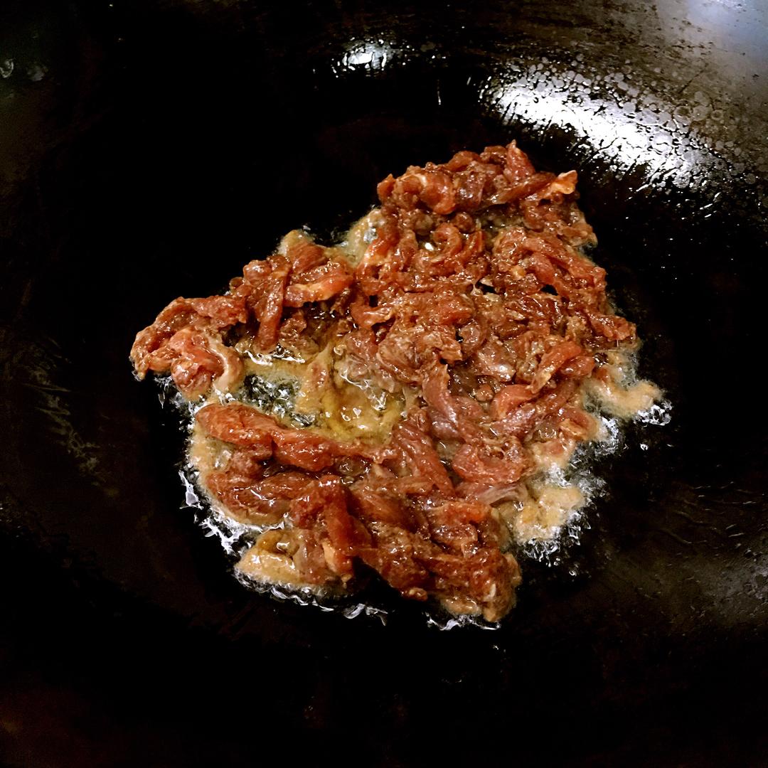 如何炒出嫩牛肉的做法 步驟15
