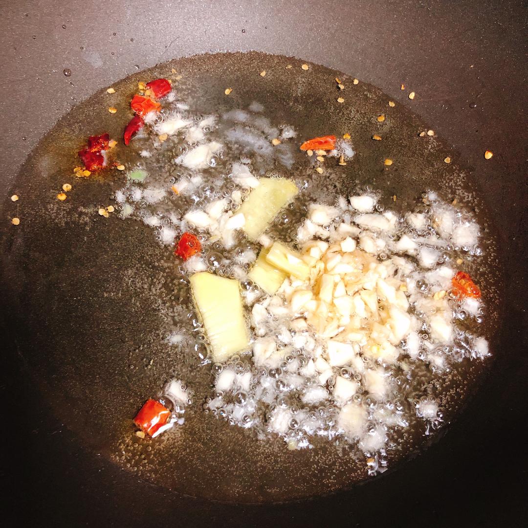 香辣龍蝦尾的做法 步驟3
