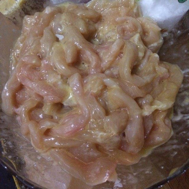家常炸雞柳的做法 步驟3
