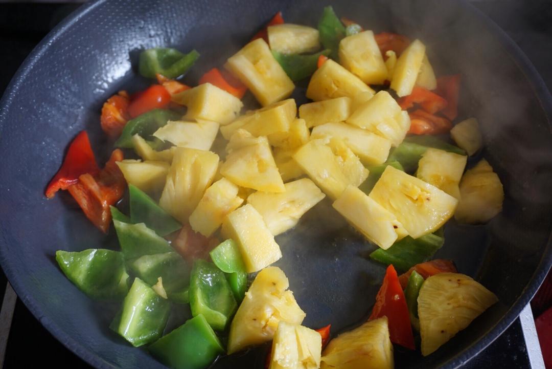 菠蘿咕咾肉的做法 步驟17