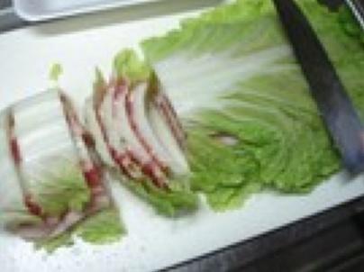 基礎白菜豬肉鍋的做法 步驟3