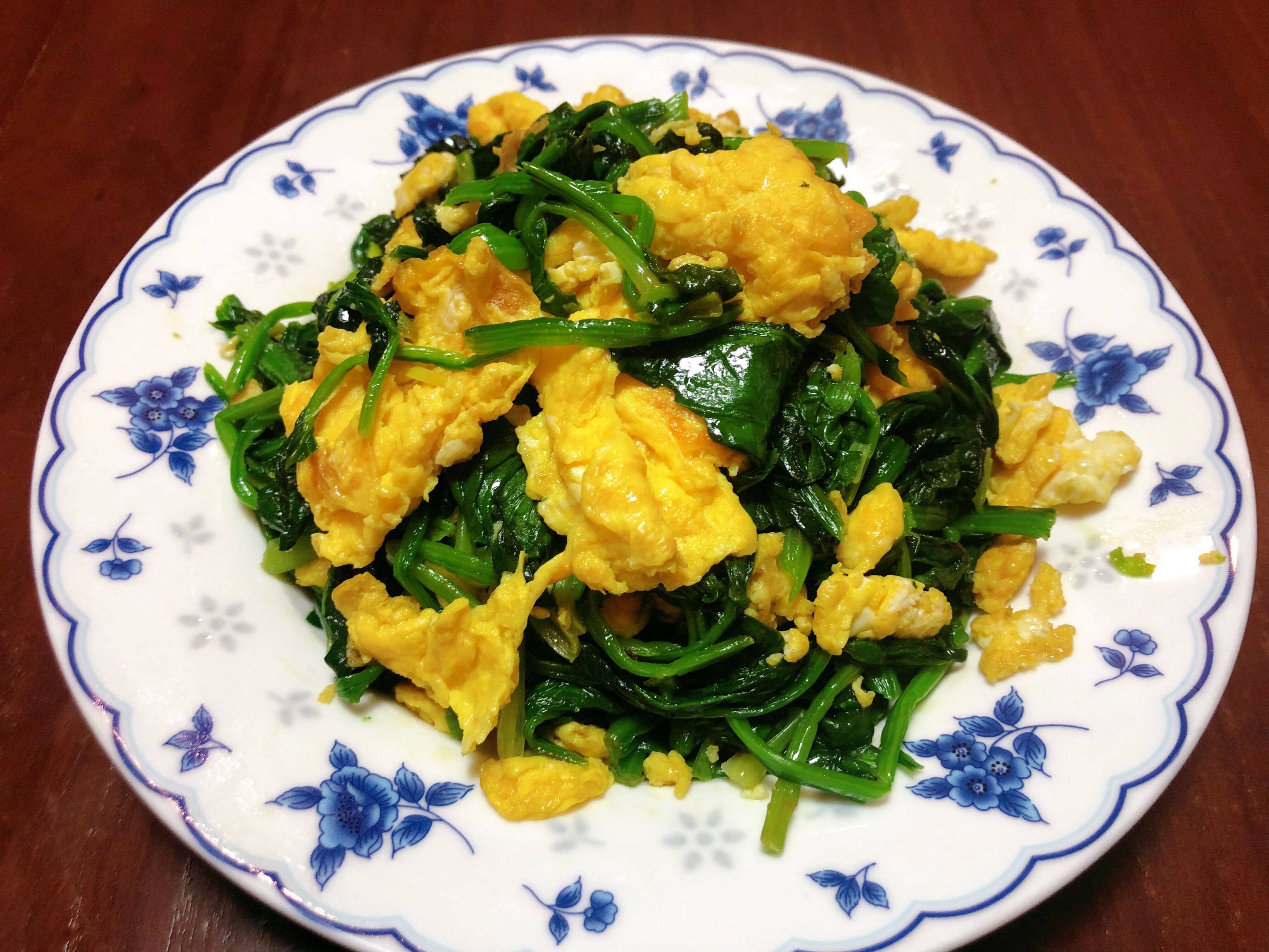 菠菜炒雞蛋的做法 步驟7