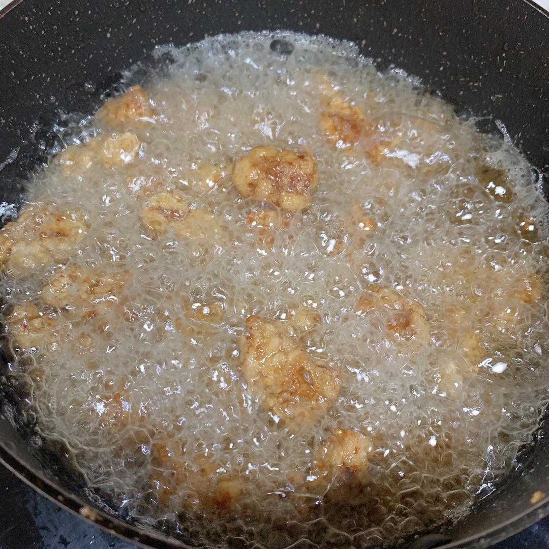 酸甜菠蘿咕嚕肉的做法 步驟9
