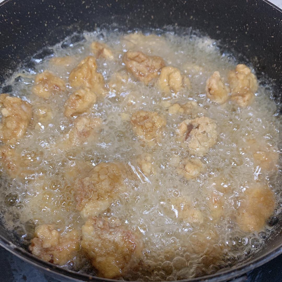 酸甜菠蘿咕嚕肉的做法 步驟7