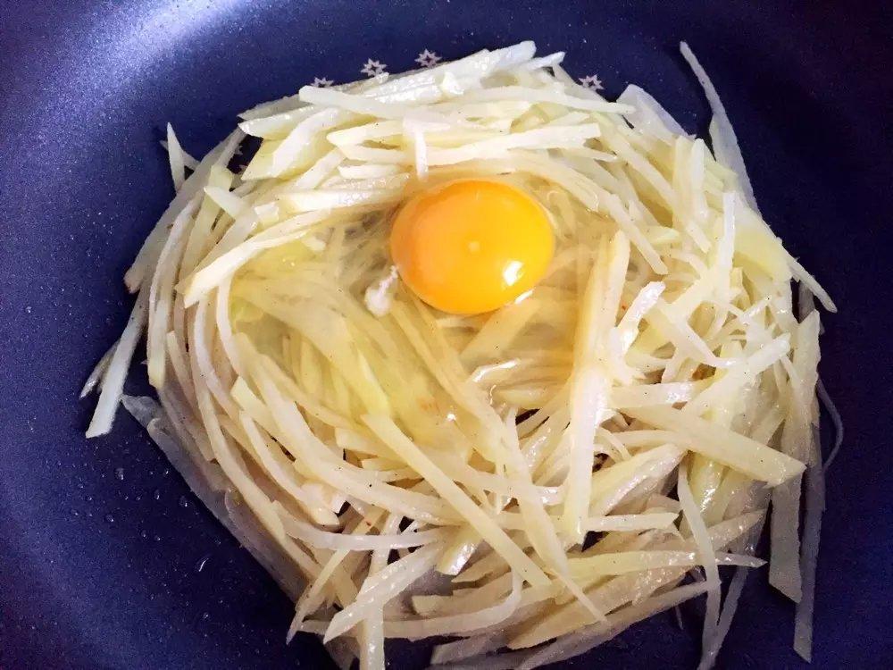馬鈴薯絲煎蛋的做法 步驟3