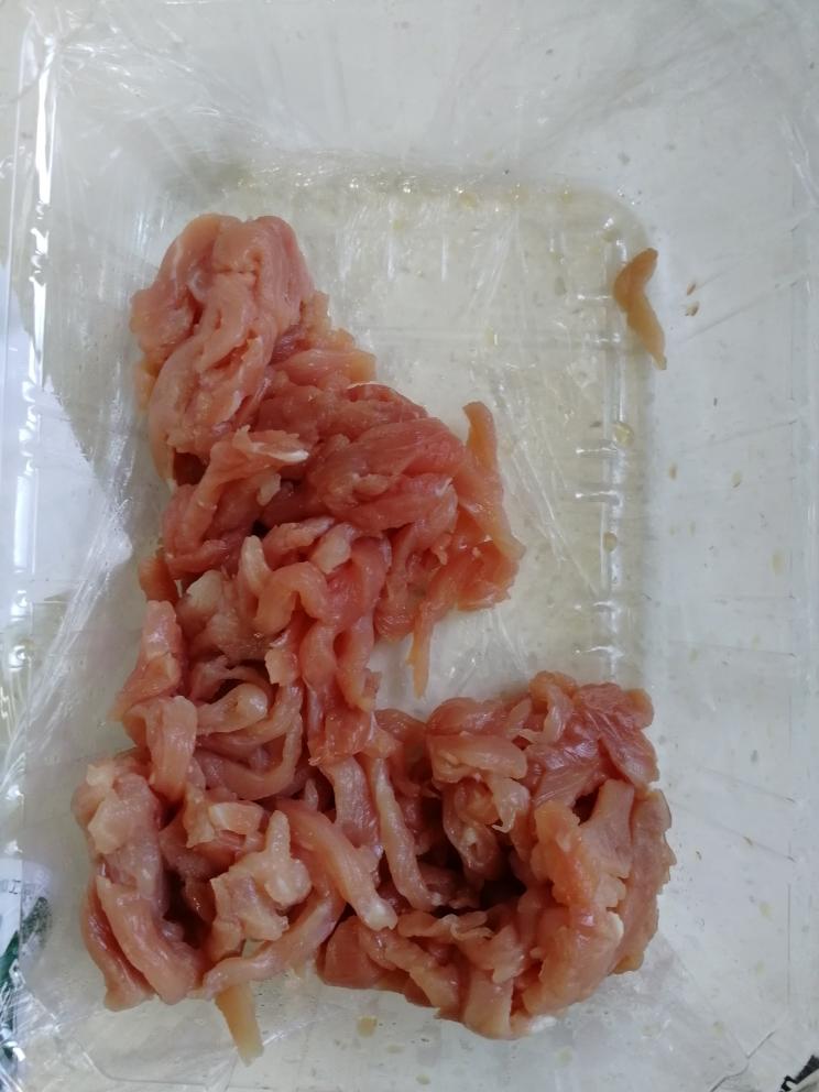 銀芽炒肉絲的做法 步驟1