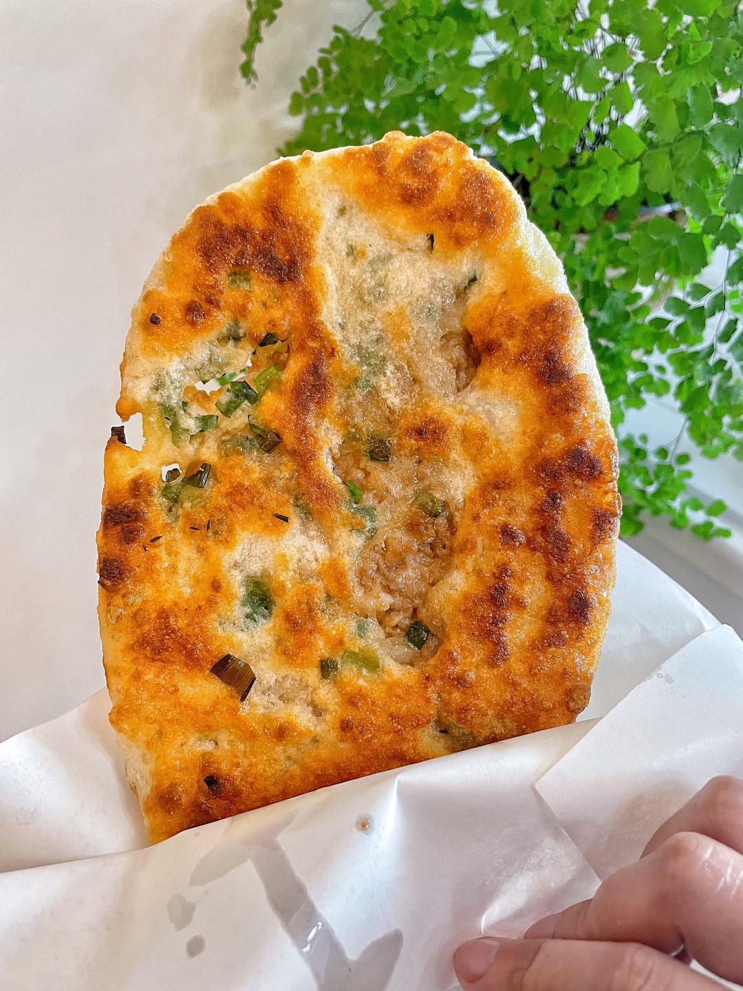 酥脆多汁的蔥肉餅食譜做法