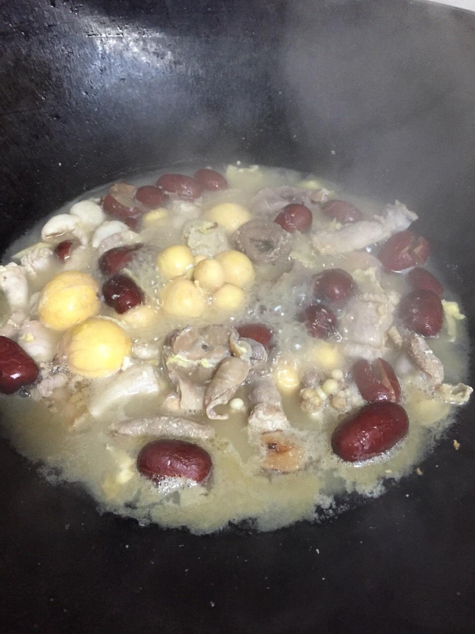 雞生腸煮酒的做法 步驟2