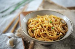 醬油拌麵 食譜做法