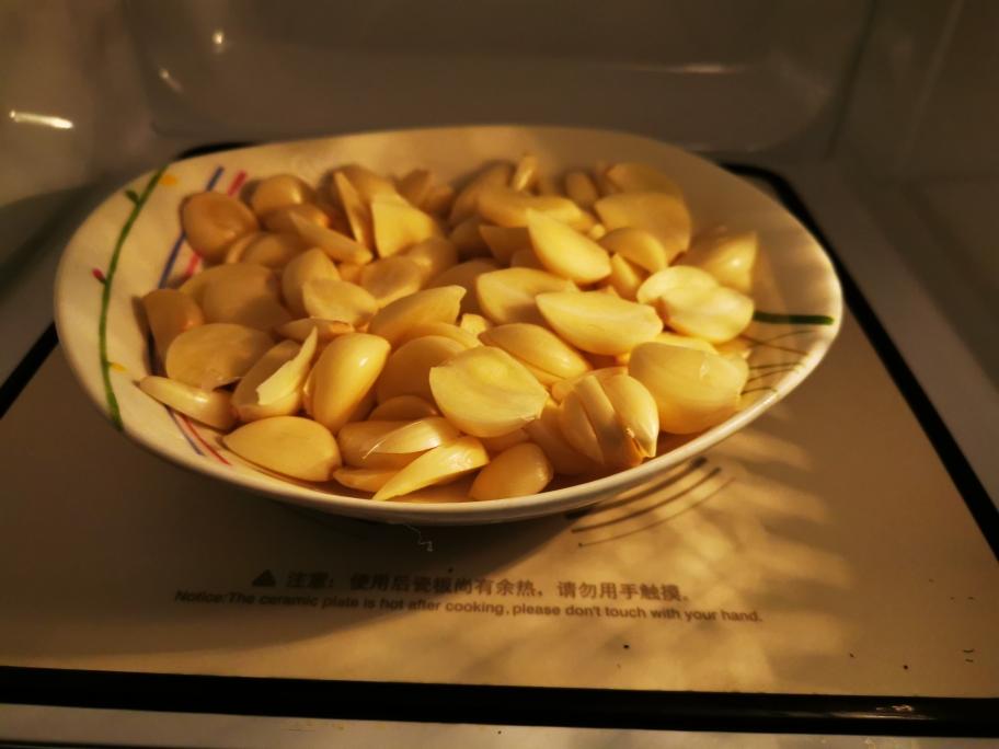 蜂蜜醃大蒜食譜做法 步驟4