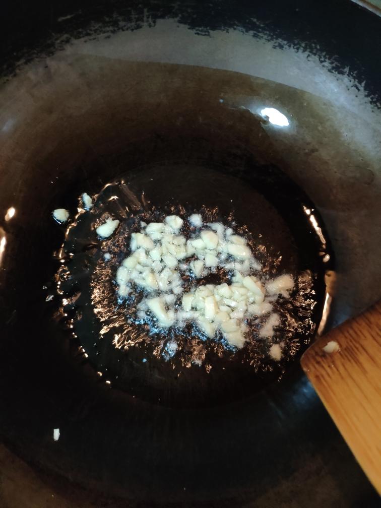 清炒蘆筍（超級嫩！！！）的做法 步驟4