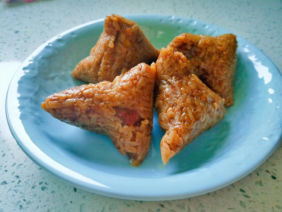 迷你小粽子(鹹蛋黃粽和肉粽)的做法 步驟7
